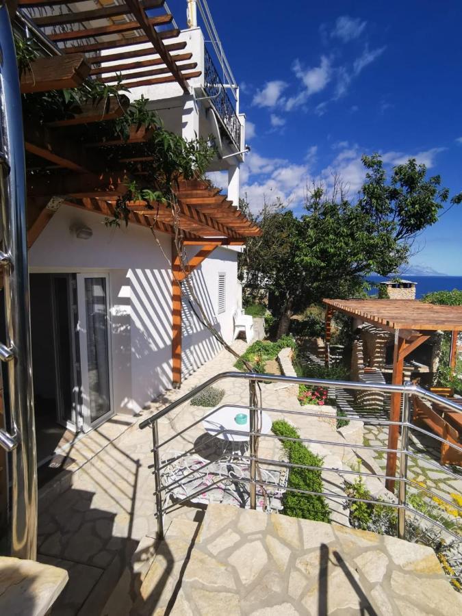 Apartments By The Sea Mimice, Omis - 14230 Buitenkant foto