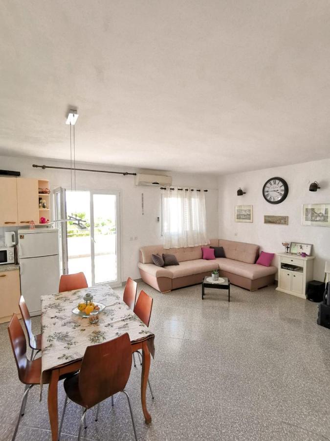 Apartments By The Sea Mimice, Omis - 14230 Buitenkant foto