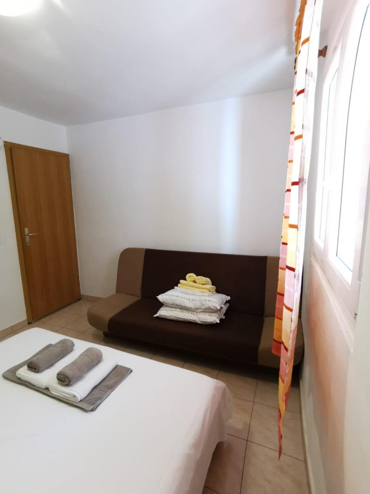 Apartments By The Sea Mimice, Omis - 14230 Kamer foto